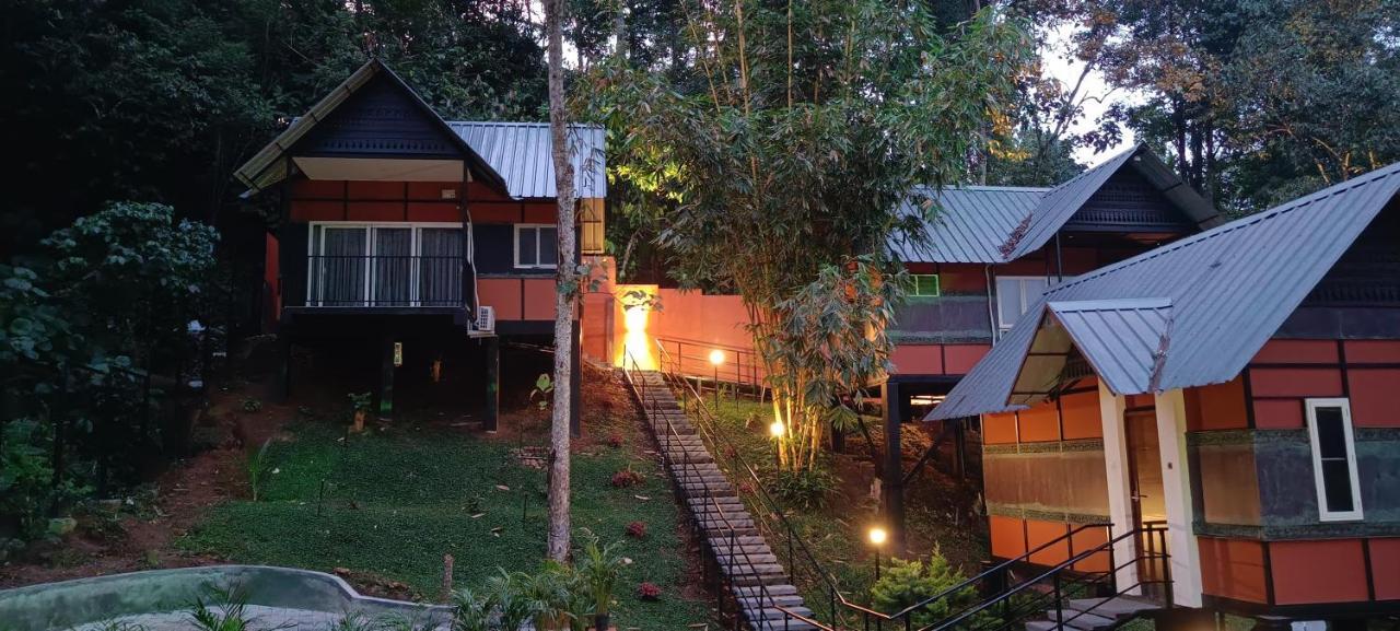 Santhi Hill View Resort Munnar Extérieur photo