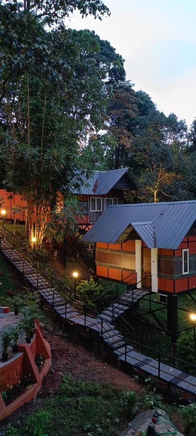 Santhi Hill View Resort Munnar Extérieur photo