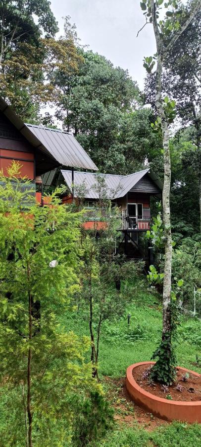 Santhi Hill View Resort Munnar Extérieur photo