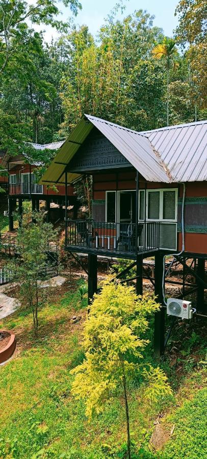 Santhi Hill View Resort Munnar Extérieur photo