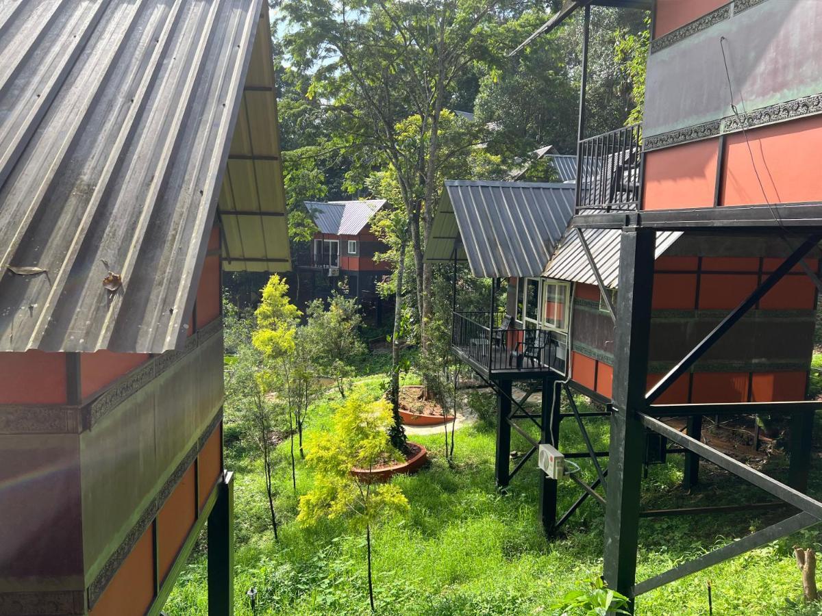 Santhi Hill View Resort Munnar Extérieur photo