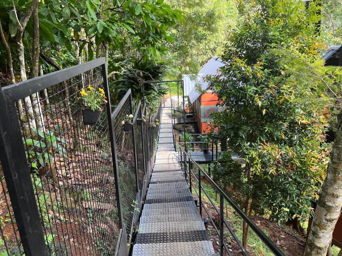 Santhi Hill View Resort Munnar Extérieur photo