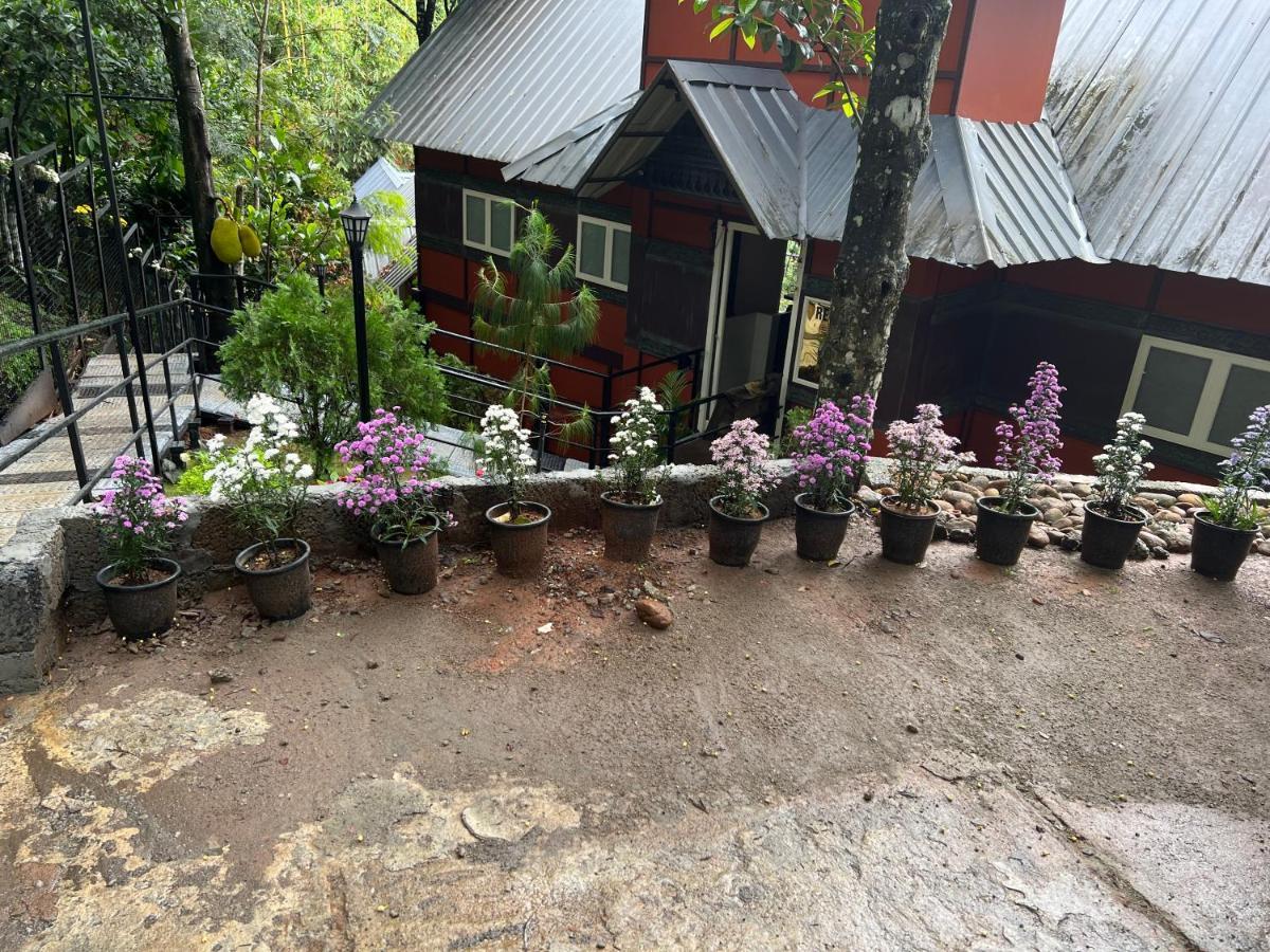 Santhi Hill View Resort Munnar Extérieur photo